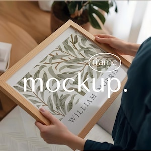 Horisontell rammodell: Kvinna som håller ram (JPG, PSD, PDF), konsttryckmodell, landskapsträrammodell för konstverksvisning