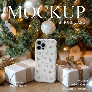 Weihnachtliche Handyhüllen Mockup, iPhone 15 Handyhüllen Modell für Urlaub, iPhone 15 Mockup, Weihnachten PSD Photoshop Vorlage
