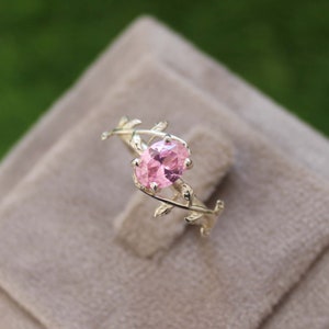 Nature Inspired Pink Sapphire Silver Ring , Wedding Leaf band ring , Art Deco Vintage 925 Sterling Silver , September Birthstone Ring