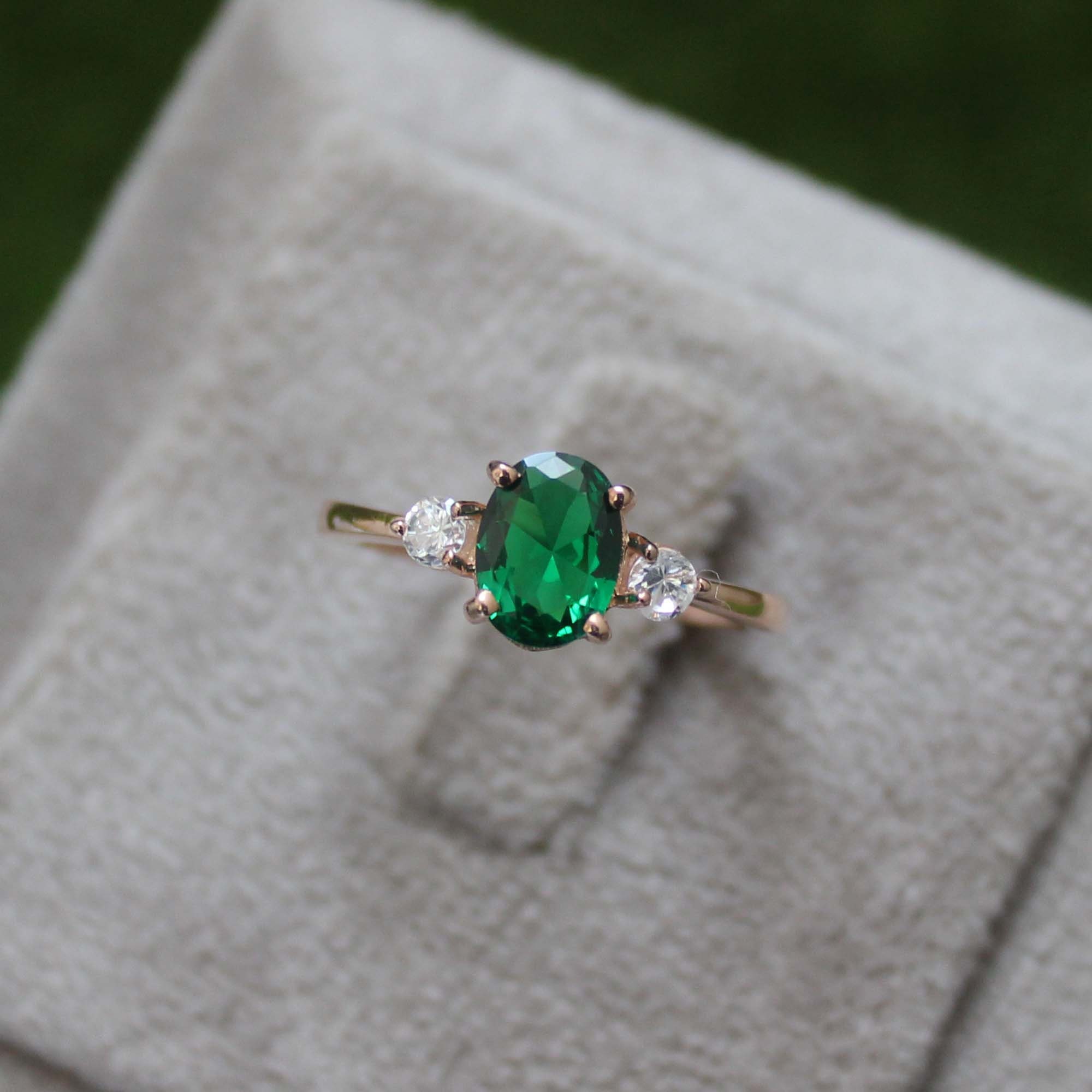 Emerald Rings Halo Ring Green Gemstone Ring Engagement Rings for Girl Sterling Silver 925