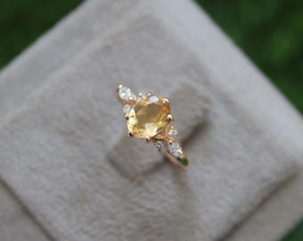 Citrine ring, November birthstone ring, oval citrine ring, gemstone ring, semiprecious ring, citrine cluster ring, sterling silver ring