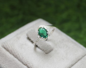 Emerald Ring, Sterling Silver Ring, Green Gemstone Engagement Ring, Promise Ring, May  Birthstone, Anniversary Birthday Gift For Her