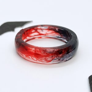 Vampire Resin Ring, Red and Black Resin Ring, Gothic Blood Red Witchy Jewelery, Dark Academia Witchy Gifts, Handmade Jewellery Halloween
