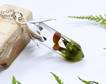 Pilz Halskette, Edelstahl-Kette, Terrarium Schmuck, Pilz Harz Schmuck, echtes Moos, Waldgeist, Fee, Fee, Geschenk