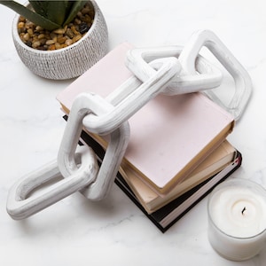 5 Link Wooden Chain Decorative Link Chain Wood Knot Decor Rustic White Aesthetic Decor for Living Room Rustic Link Chain Decor for Room