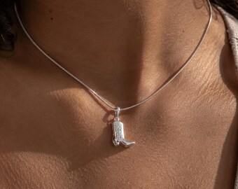 18K Gold Plated Cowboy Boot Necklace | Dainty Western Snake Chain Jewelry