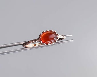 天然レッドアゲートローズゴールドリング、サイズ調整可能なフリーサイズジェムストーンリング、大胆なレッドクリスタルジュエリー、彼女へのエレガントな記念日・誕生日プレゼント