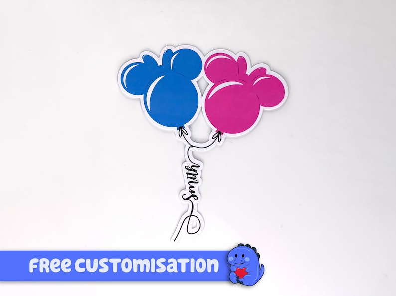 Pode incluir: Dois bal&otilde;es em forma de Mickey Mouse, um azul e outro rosa, amarrados com um cord&atilde;o que diz "Smith".