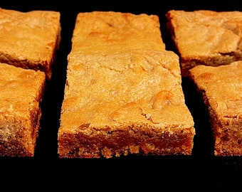 Blondies | Brown Sugar Brownies | Toffee | Brown Butter | Chocolate Chip | Maple | Walnut | Pecan | Unsalted | 8 per order | Buy Blondies