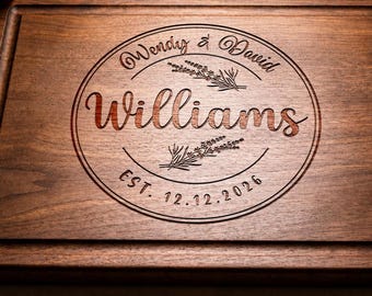 Personalized Cutting Board with Family Name Engraving – Custom Wedding Gift for Couples