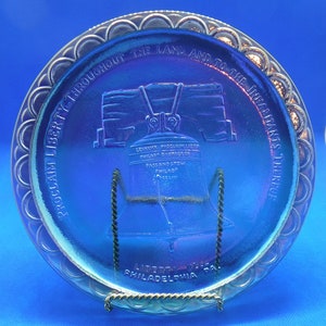 Indiana Glass Liberty Bell Blue Carnival Glass Geen doos Amerikaanse Bicentennial decoratieve plaat