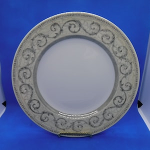 Johnson Bros. Acanthus Greek Style Dinner Plate Vintage 1999