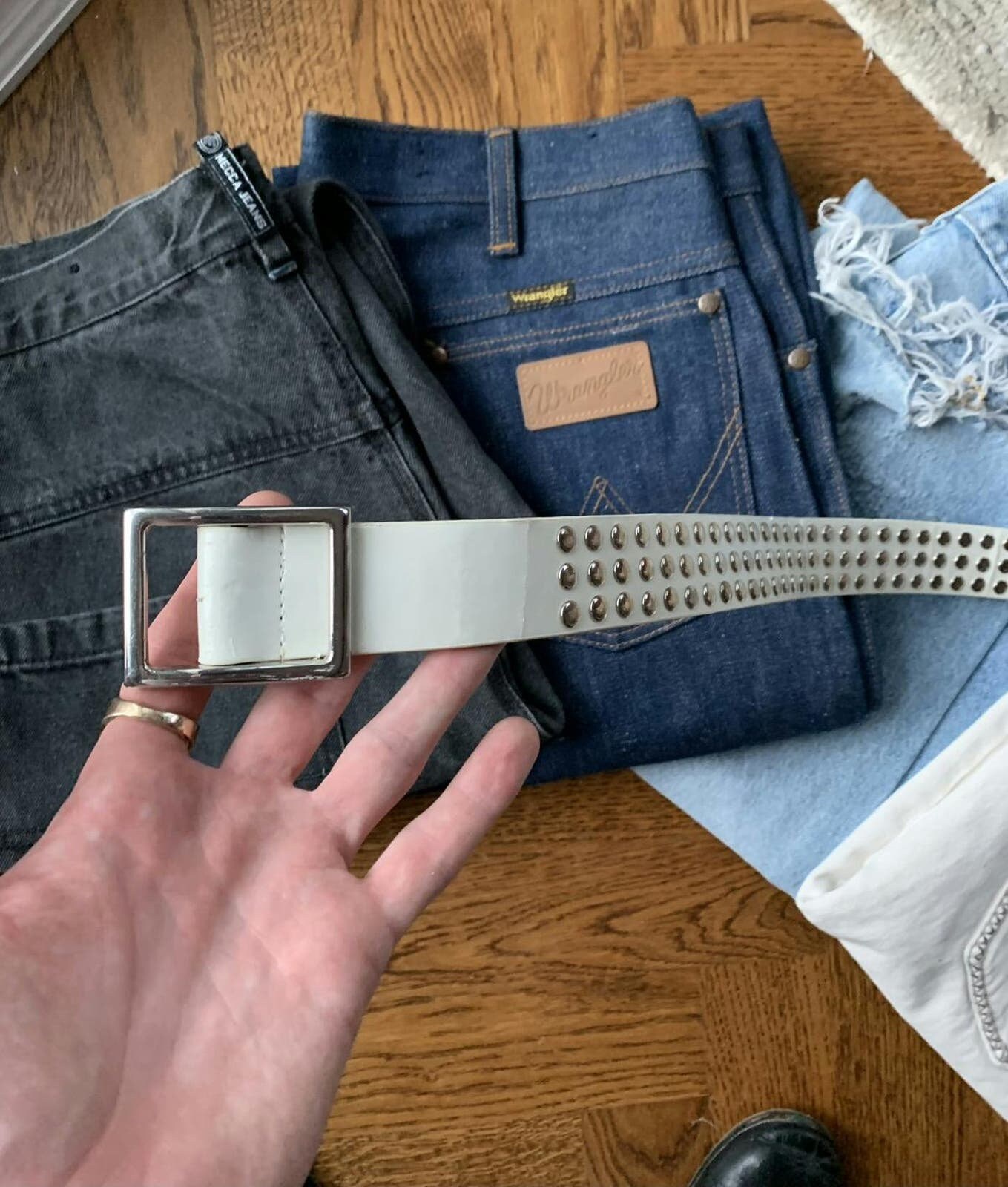 2000s Vintage Studded Belt Cracked White Leather Y2K Stud OS