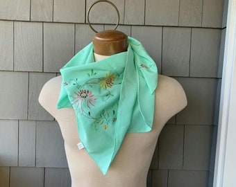Vintage Silk Chiffon Scarf Jadeite Embroidered China Shawl Jade Ascot Pocket Square Scarves Neck Warmer Linen Silk Rayon Chinese Used VNTG