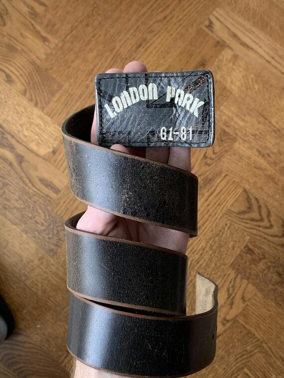 Y2K Guess Distressed Leather Belt London Park Large 2000s 