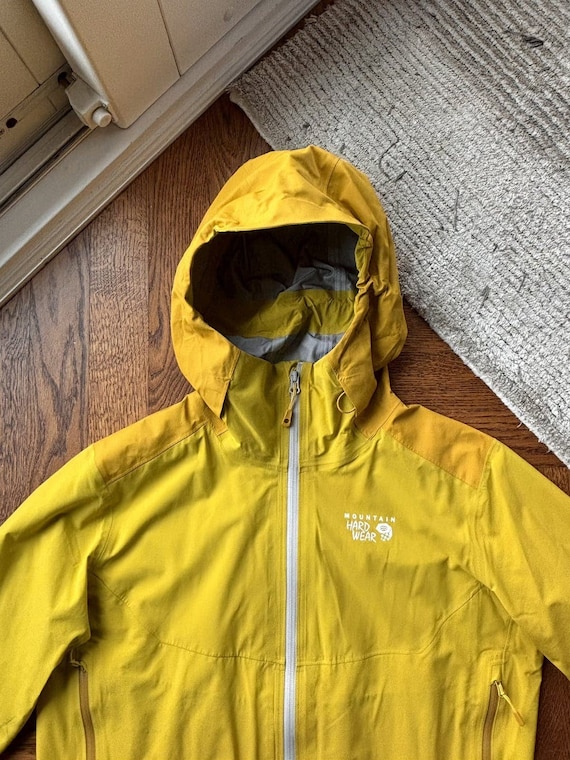 Mountain Hardwear Shell Jacket Taped Seams Gorpcore Arcteryx Mountain Hardwear Shell Jacket Taped Seams Gorpcore Arcteryx