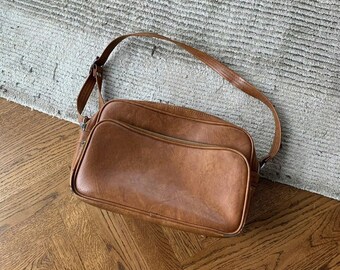 1980s Brown Leather Messenger Bag 70s Vintage Skyline Crossbody Airport Luggage Bag Side Bag 80s Vintage Bowling Bag Laptop Carrier Star