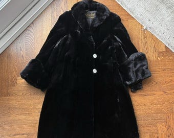 Vintage 1960s Sheered Beaver Fur Coat / True Vintage / Made in USA