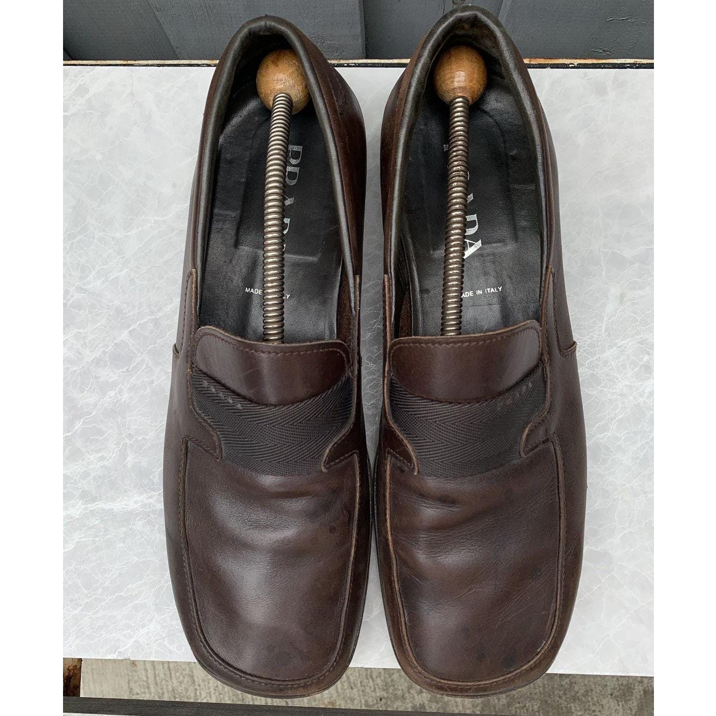 ヨ*ピ様 90s prada square loafer Vintage 90s Y2K Prada Sz 8.5 Patent leather blue loafers