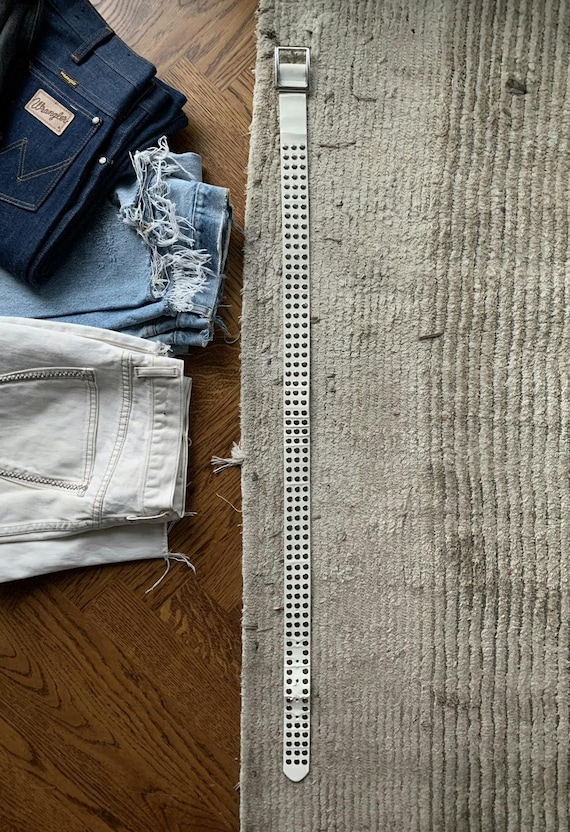 2000s Vintage Studded Belt Cracked White Leather Y2K Stud OS Used