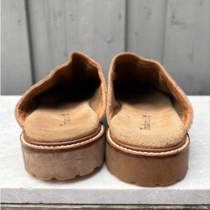 Vintage Timberland Suede Mules Lug Sole Boots Vintage Slip On Clogs Sheepskin UGGs Wheat Garden Mens 8.5 Womens 10 Slides Sandals Slippers image 5