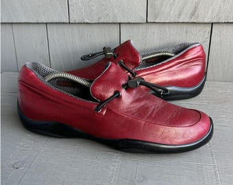 S/S 2002 Prada Sneakers Vintage Slip on Toggle Linea Rossa Vintage