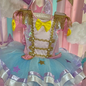 hermoso vestido inspirado en circus carnaval