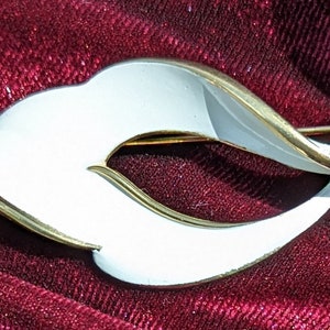 Vintage Signed Monet White Enamel Pin Brooch