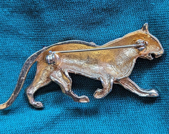 Unsigned leopard brooch with colorful rhinestones - image 3