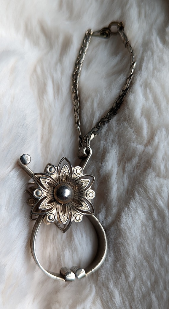 vintage glove scarf clip Gem