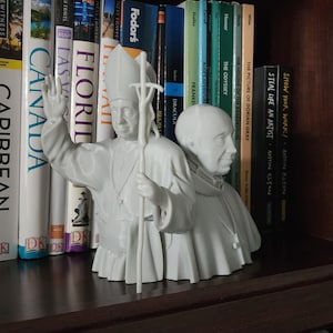 Pope Francis Memorial Sculpture