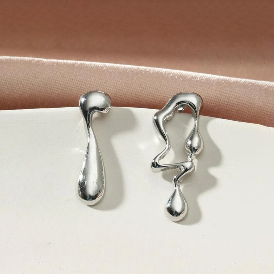 Pendientes de desajuste de gota de agua plata de ley 925 Etsy España