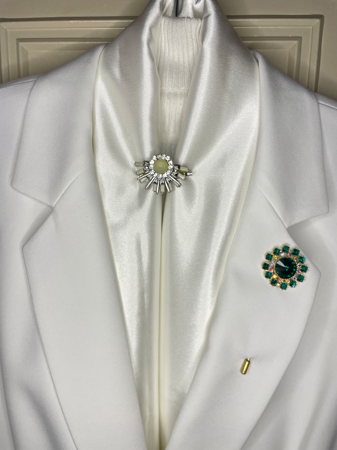 Green Crystal Lapel Pin Lapel Pin Suit Accessory Brooch Etsy