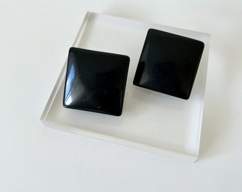 Acrylic Mod Style Earrings. Retro Style. Black. Square Shape.