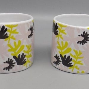 2 New Fringe Studio Floral Mugs w/ Gold Handles Anthropologie Pink Green w/ Tags image 2