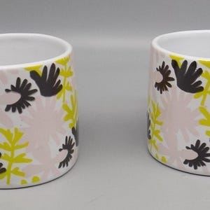 2 New Fringe Studio Floral Mugs w/ Gold Handles Anthropologie Pink Green w/ Tags image 8
