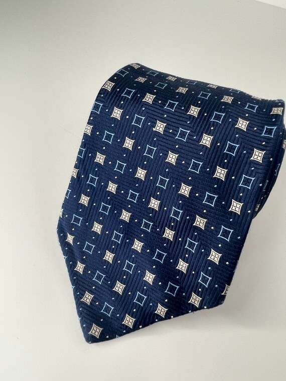 Robert Oval Geo Jacquard Best of Class Necktie main image 1