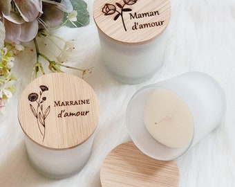 Bougie parfumé avec couvercle bois personnalisé cadeau invité / maman / marraine / nounou / maitresse /mamie.............