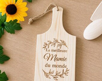 Planche à découper en bambou, planche apéro personnalisée, cadeau parrain, fête des pères, noël , nounou marraine , cadeau fête des mères