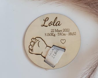 Carte en bois pour bracelet de naissance personnalisé