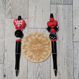 Bad Bunny Pen, Heart, Bad Bunny Gift, Beaded Pen, Gift for Her, Teacher Gift, Bad Bunny Valentine
