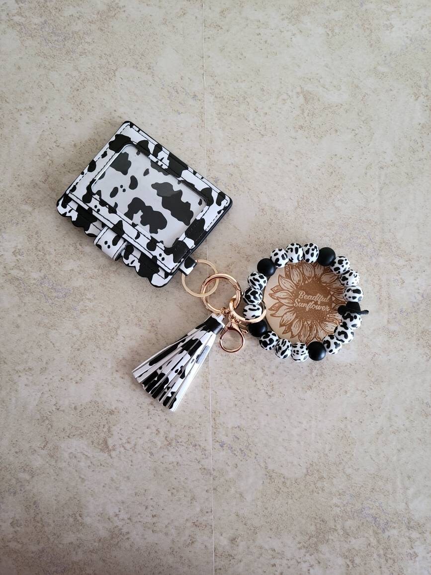 Wrangler Cow Print Women's Wristlet Wallet - RFID Blocking Bifold Clutch With Detachable Strap