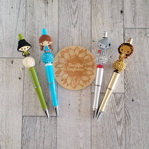 Wizard of Oz Gifts, Wizard of Oz Pen, Beaded Pen, Dorothy Wizard of Oz, The Tin Man, Scarecrow, Cowardly Lion, Gift for Girls