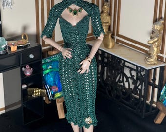 Biyan Raumbu Doll Dress: Hand-Woven Gown for Poppy Parker, Silkstone