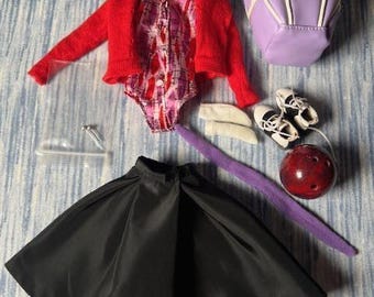 Poppy Parker goes bowling ensemble. this is an original