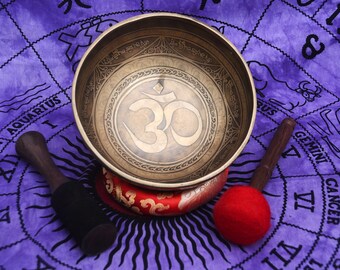 Hindu OM carved Handmade singing bowl-Master Healing Himalayan singing bowl-Chakra Healing Meditation singign bowl from Nepal-Chakra Balance
