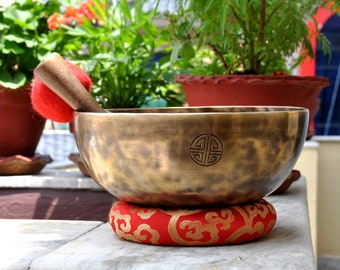 11 inches Diameter full moon singing bowl-Chakra Healing singing bowl-Master quality full moon yoga bowl-Deep long lasting sound-Nepal