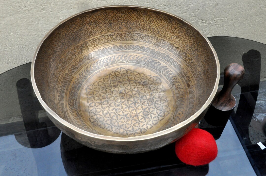 Extra Large Singing Bowl, Flower of Life Etched Large Tibetan Singing Bowlmaster Healing