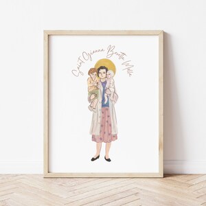 Może przedstawiać: Aquarela przedstawiająca świętą Giannę Berettę Molla, katolicką świętą, trzymającą dwoje dzieci. Ilustracja znajduje się w białej ramie.