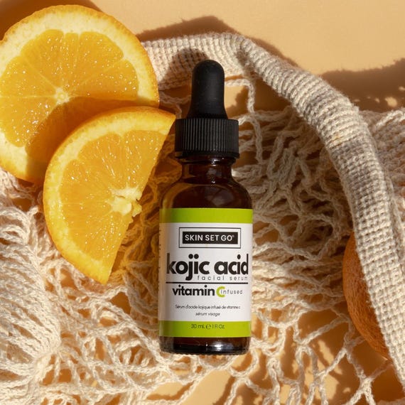 Kojic Acid Facial Serum Infused With Vitamin C | Skinsetgo